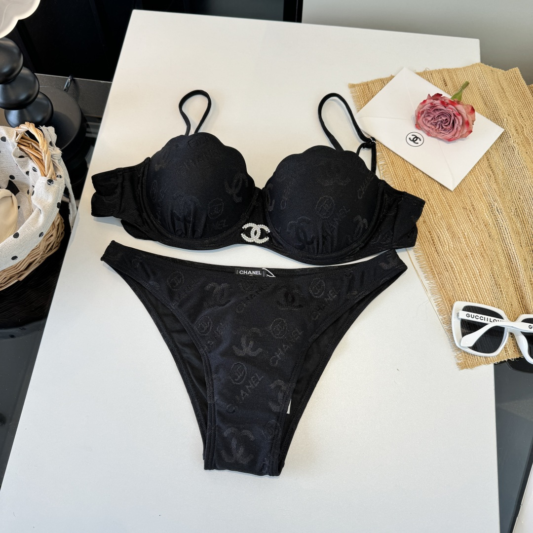 。Chanel香奈儿新款分体带钢圈比基尼泳衣S M L XL