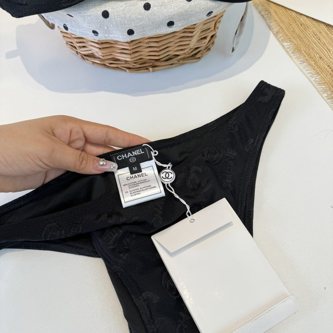 。Chanel香奈儿新款分体带钢圈比基尼泳衣S M L XL