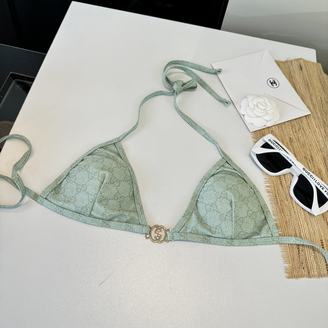 。Gucci古奇比基尼👙 上身超级棒！同步各大专柜发售，自然而然呈现时尚感！十分减龄，具有年轻活力。 码
