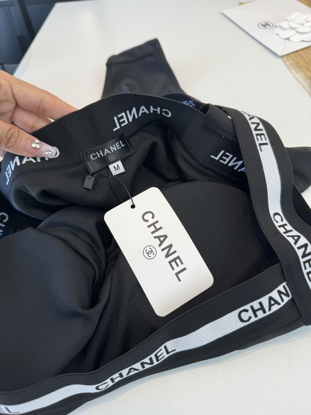 。Chanel香奈儿新款连体泳衣S M L XL