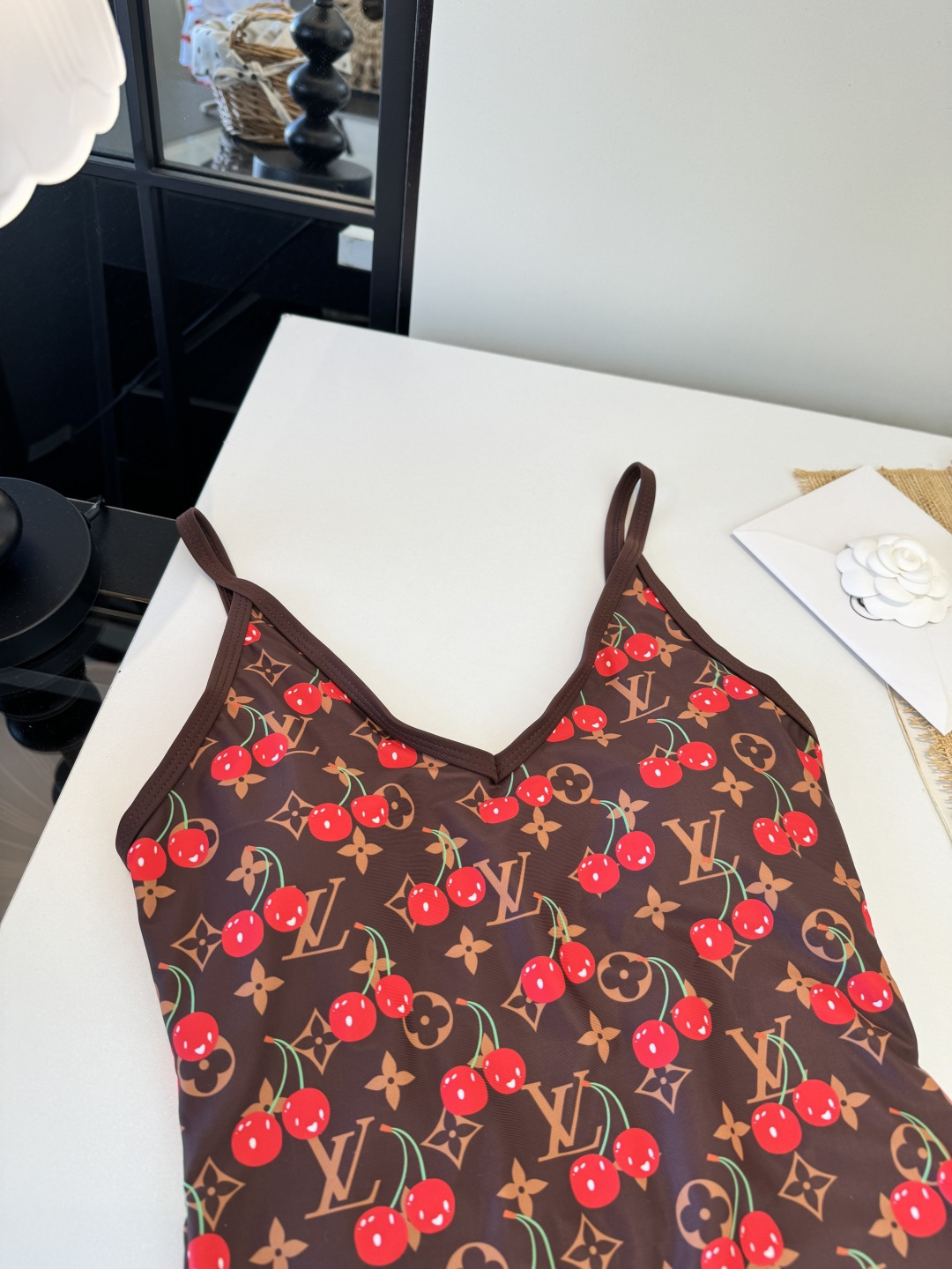 。LV路易威登连体泳衣🩱👙新款面料，S M L XL