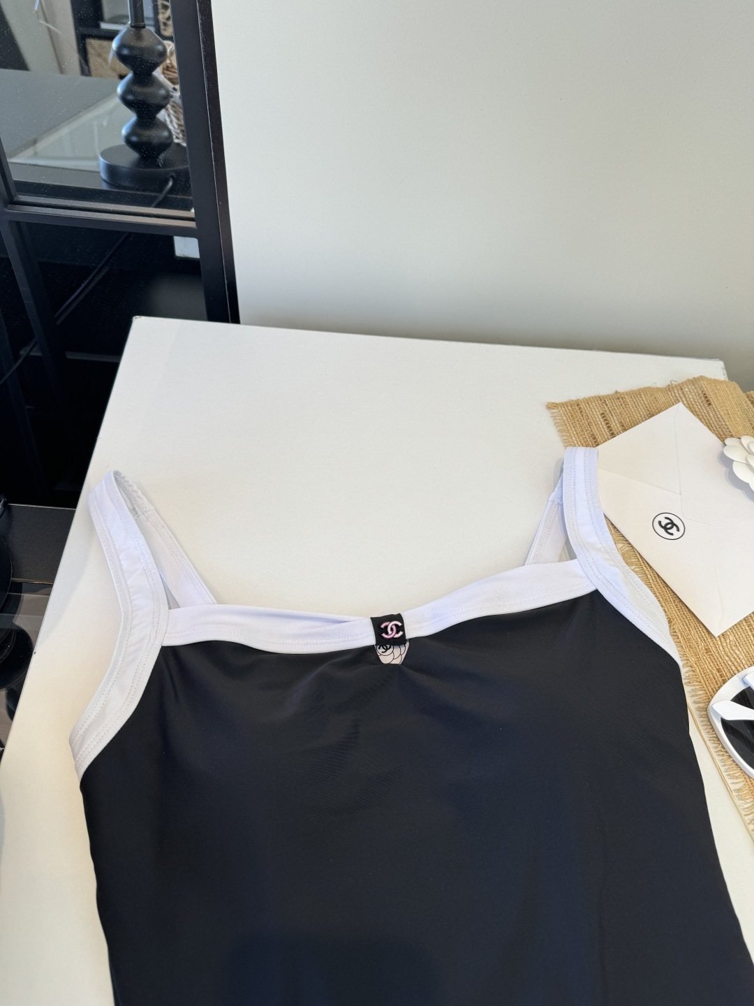 。Chanel香奈儿新款连体泳衣S M L XL