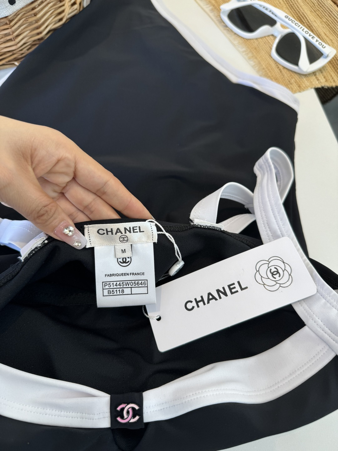 。Chanel香奈儿新款连体泳衣S M L XL