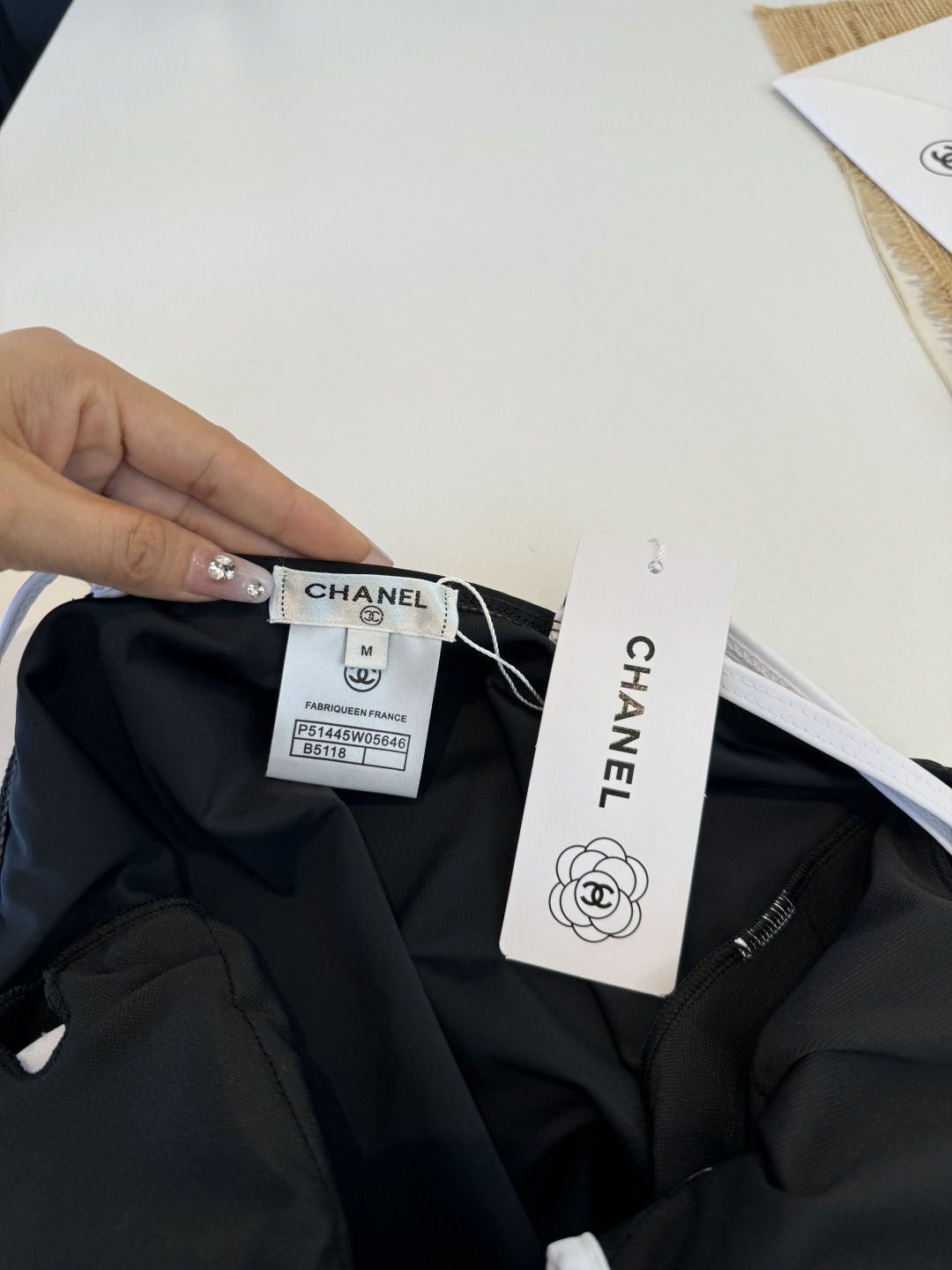 。Chanel香奈儿新款连体泳衣S M L XL