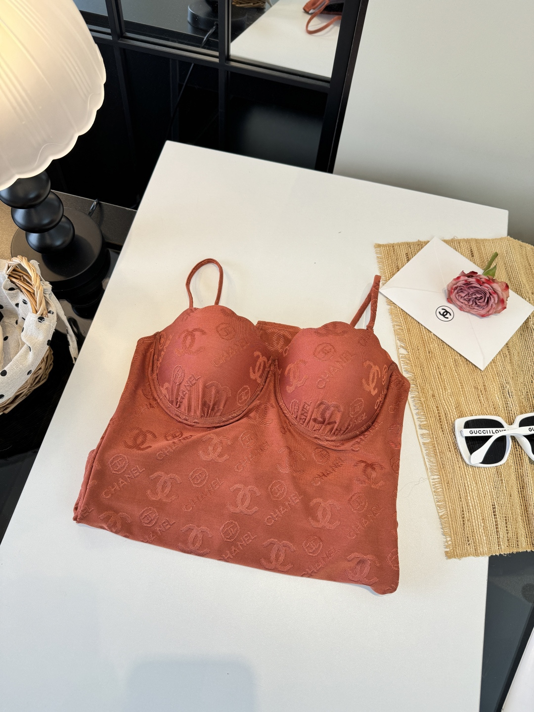 。Chanel香奈儿新款连体泳衣S M L XL