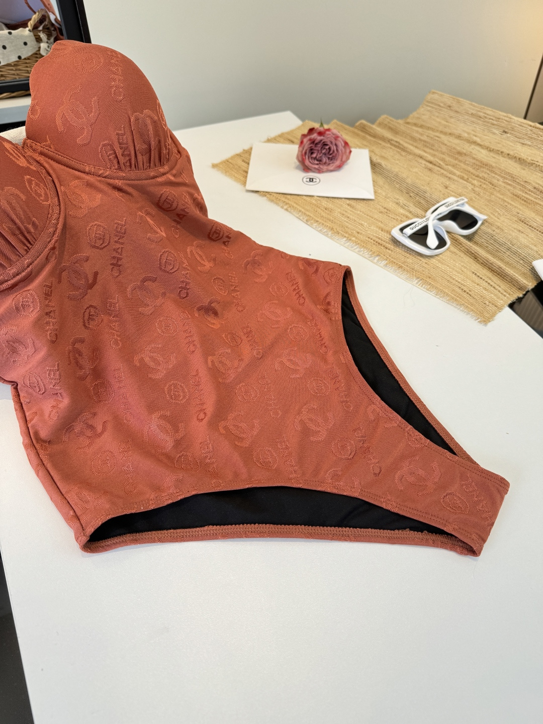 。Chanel香奈儿新款连体泳衣S M L XL
