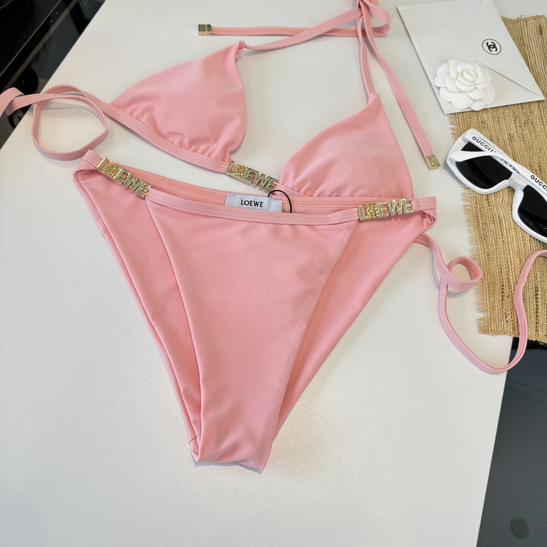 。罗意威LOEWE新款比基尼泳衣👙❤️😍🥰适合多种场景的游泳衣🏊‍♀️海边 游泳池 温泉 水上乐园 漂流