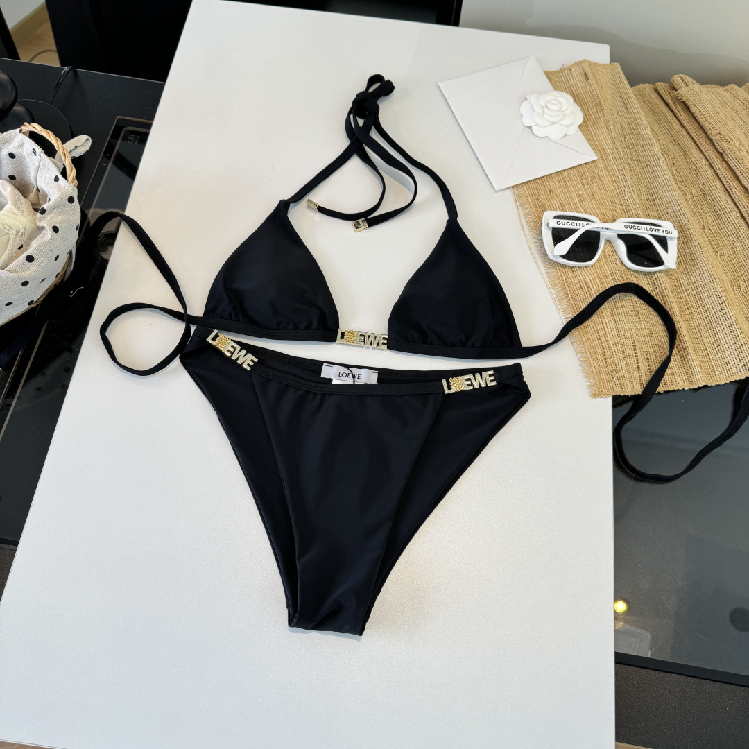 。罗意威LOEWE新款比基尼泳衣👙❤️😍🥰适合多种场景的游泳衣🏊‍♀️海边 游泳池 温泉 水上乐园 漂流