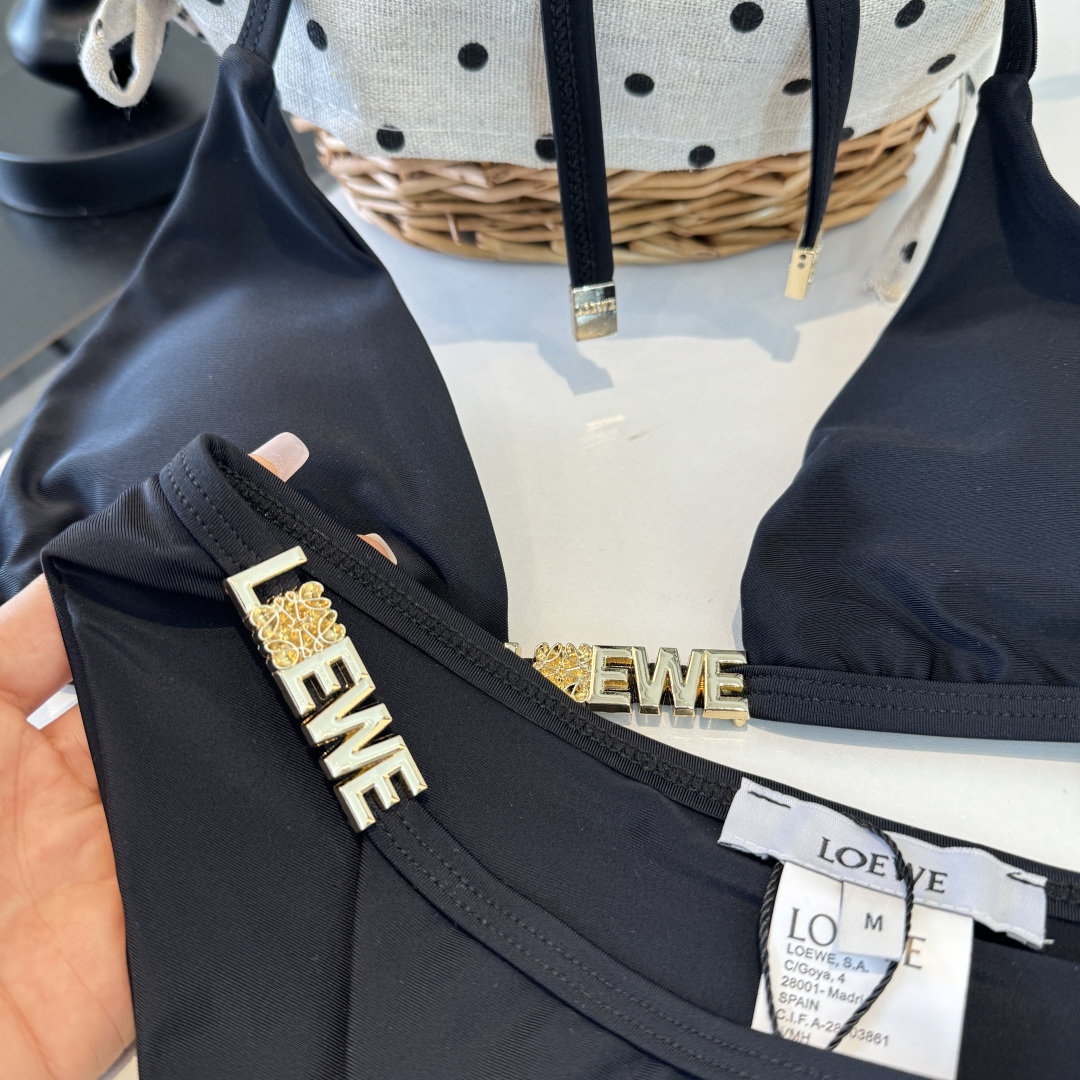 。罗意威LOEWE新款比基尼泳衣👙❤️😍🥰适合多种场景的游泳衣🏊‍♀️海边 游泳池 温泉 水上乐园 漂流