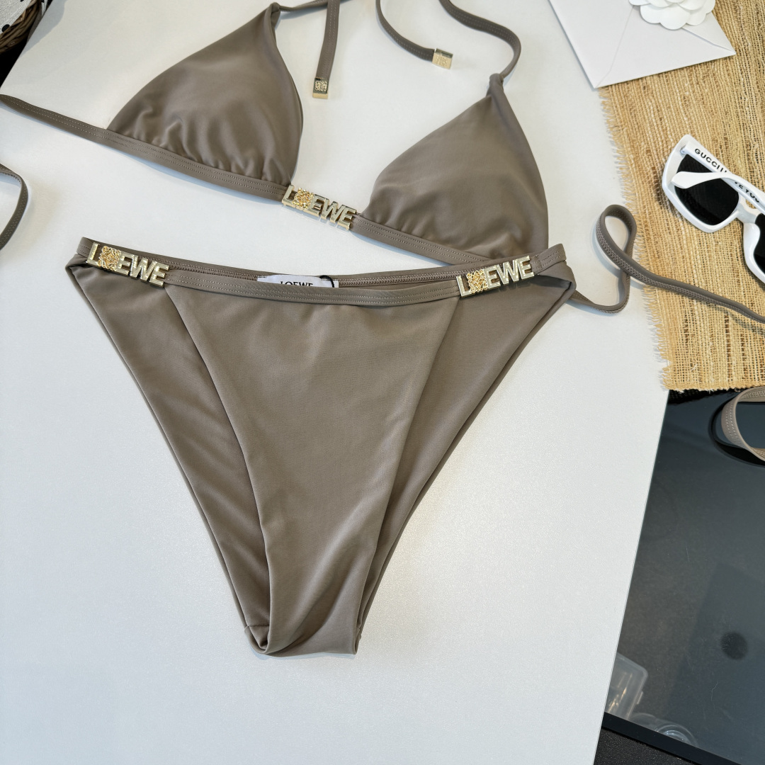 。罗意威LOEWE新款比基尼泳衣👙❤️😍🥰适合多种场景的游泳衣🏊‍♀️海边 游泳池 温泉 水上乐园 漂流