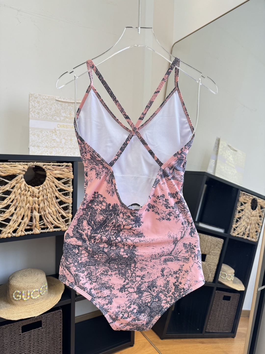 。Dior迪奥官方新款连体泳衣比基尼，S M L XL