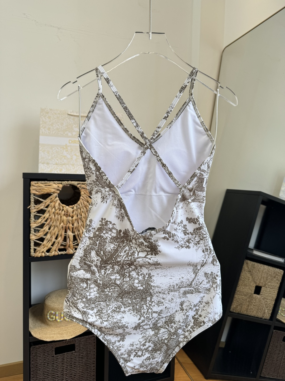 。Dior迪奥官方新款连体泳衣比基尼，S M L XL