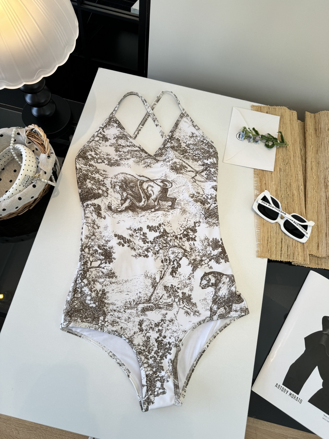 。Dior迪奥官方新款连体泳衣比基尼，S M L XL