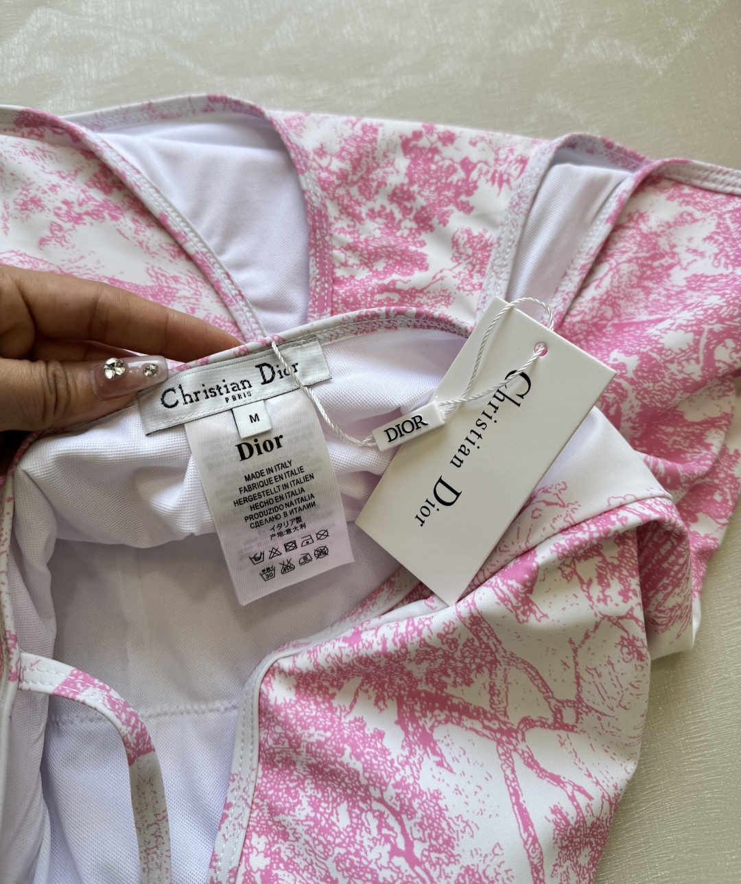 。Dior迪奥官方新款连体泳衣比基尼，S M L XL