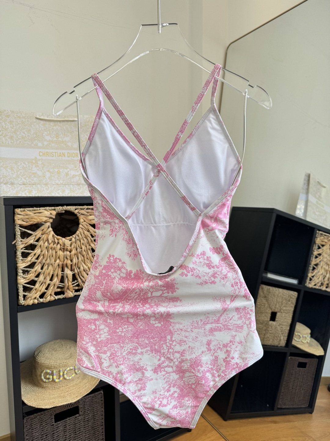 。Dior迪奥官方新款连体泳衣比基尼，S M L XL