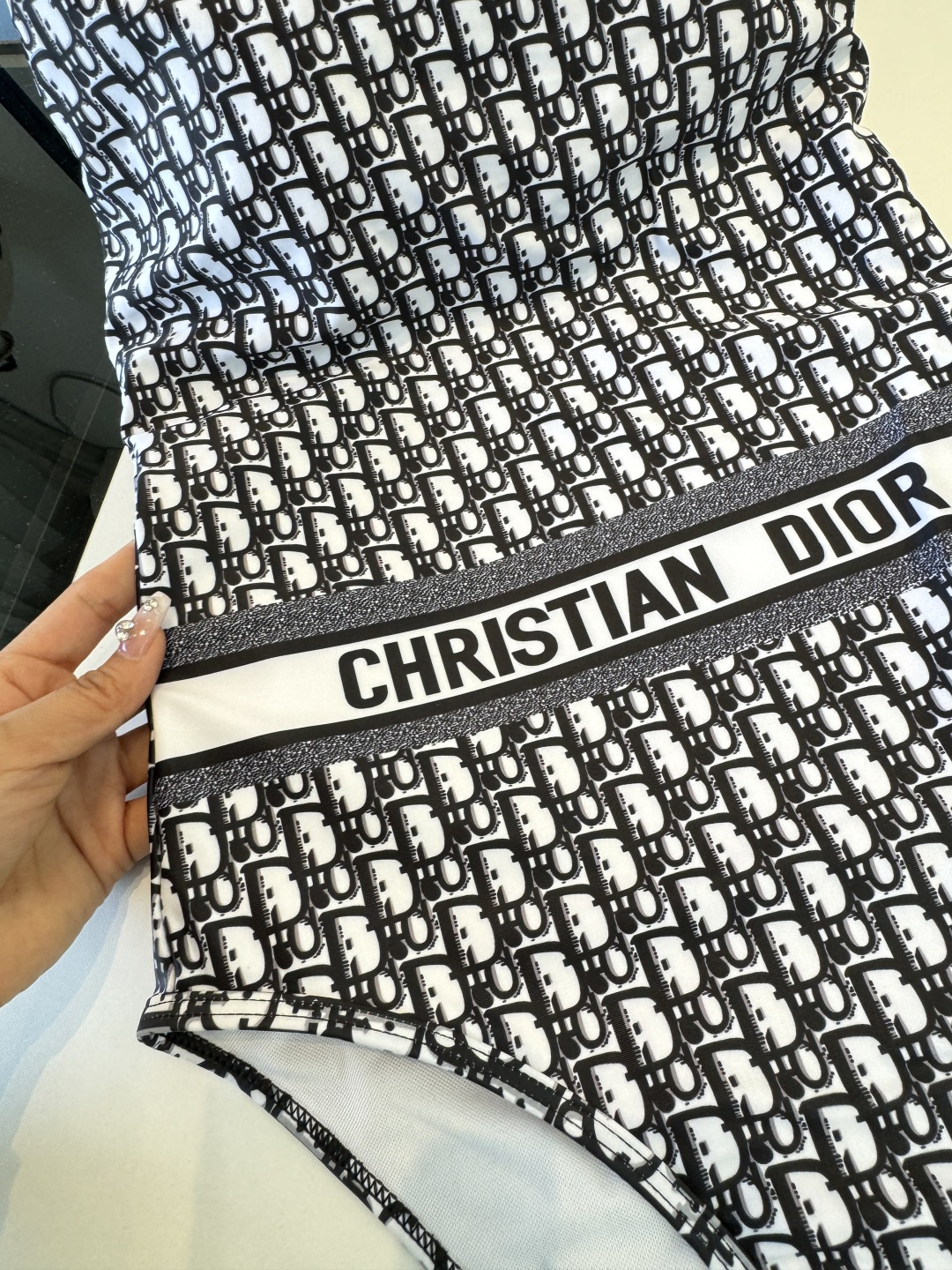 。Dior迪奥官方新款连体泳衣比基尼，S M L XL