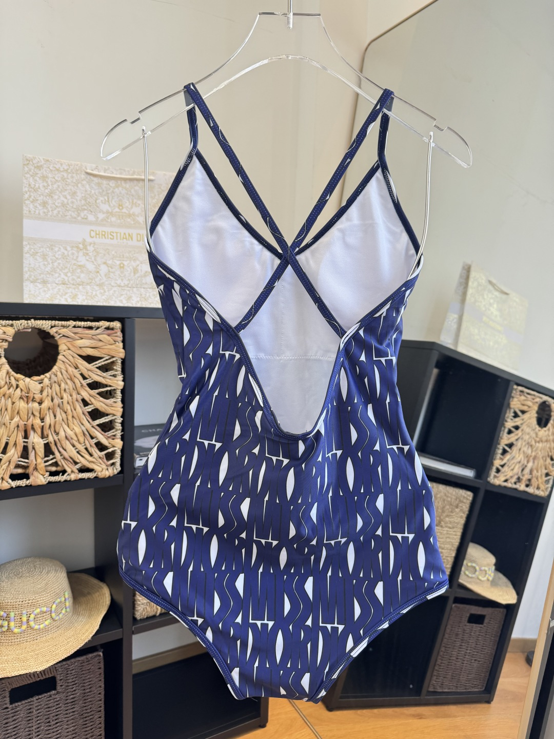 。Dior迪奥官方新款连体泳衣比基尼，S M L XL