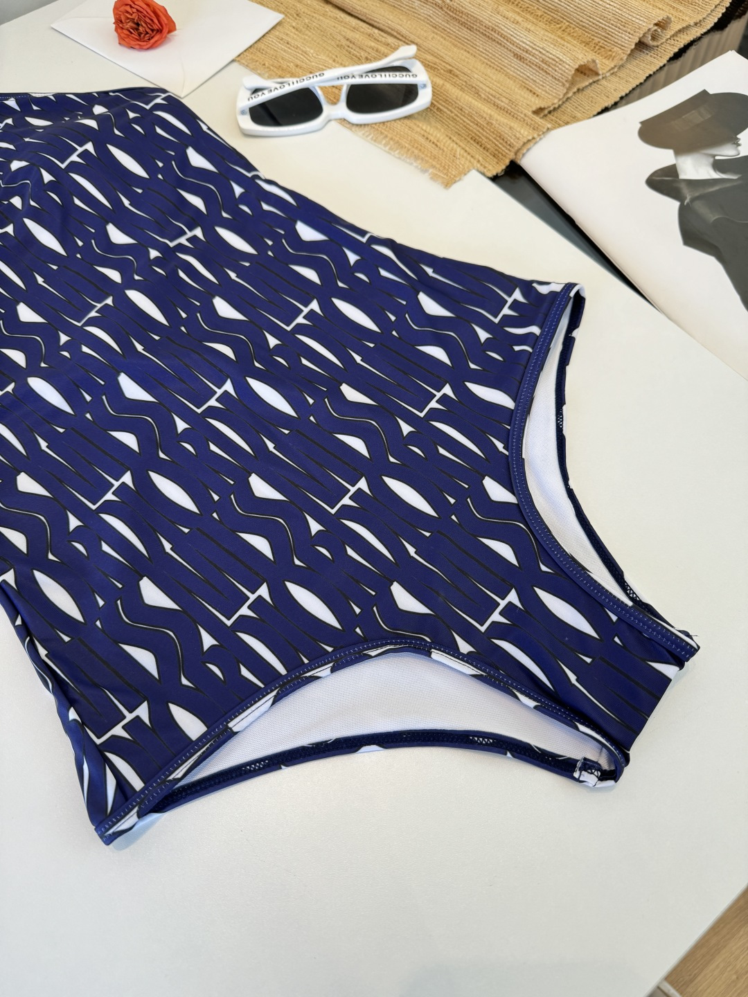 。Dior迪奥官方新款连体泳衣比基尼，S M L XL