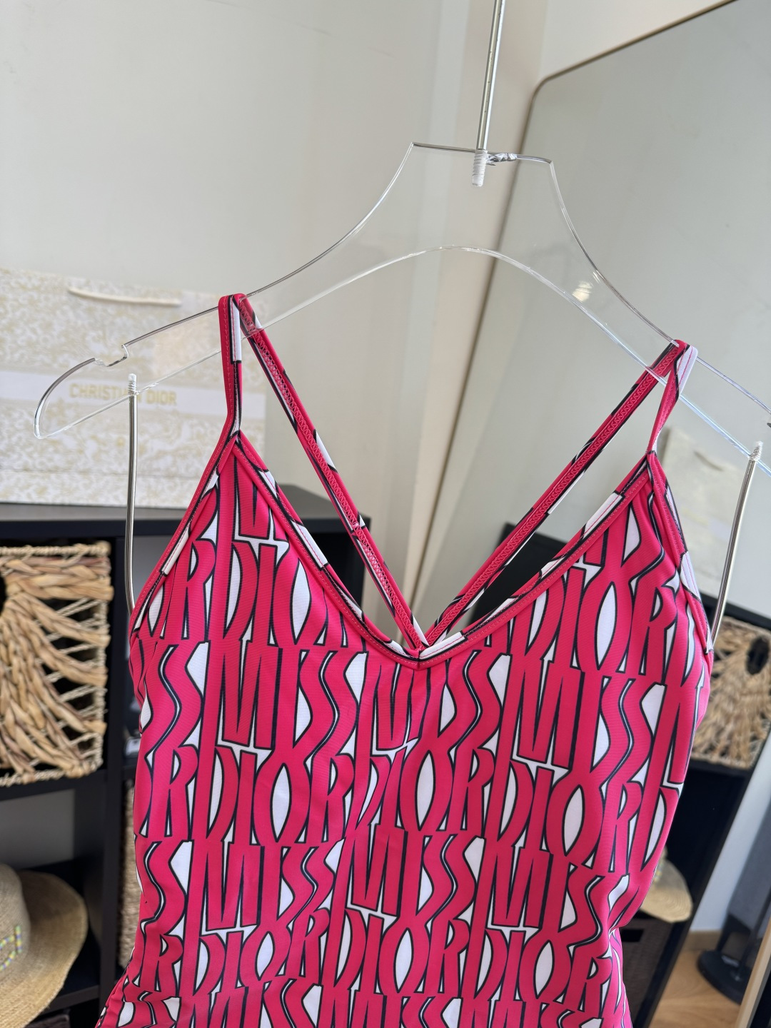 。Dior迪奥官方新款连体泳衣比基尼，S M L XL