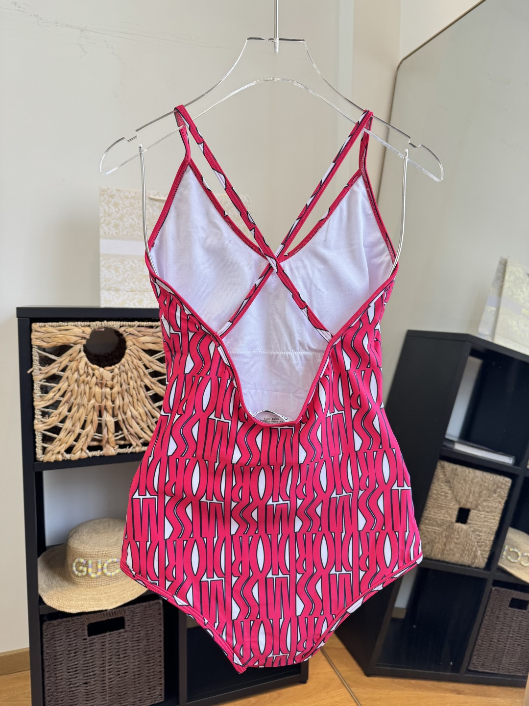 。Dior迪奥官方新款连体泳衣比基尼，S M L XL