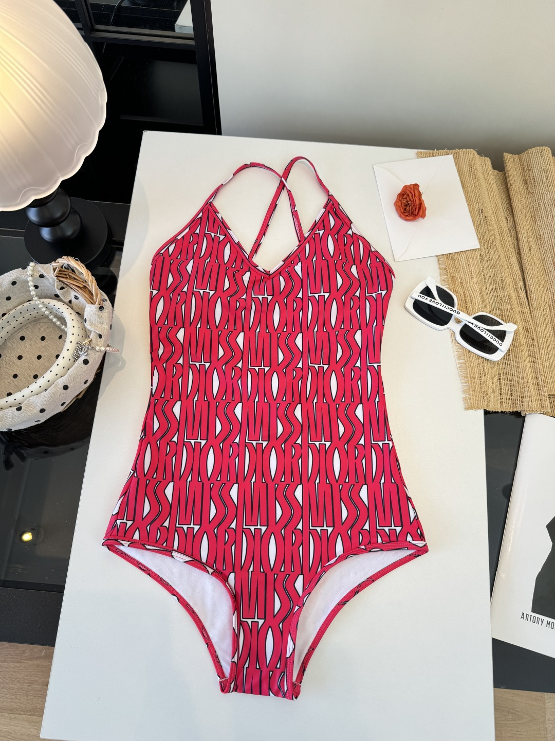 。Dior迪奥官方新款连体泳衣比基尼，S M L XL