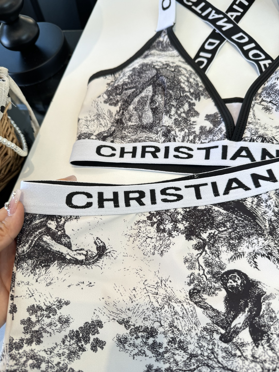 。Dior迪奥官方新款分体泳衣比基尼，S M L XL