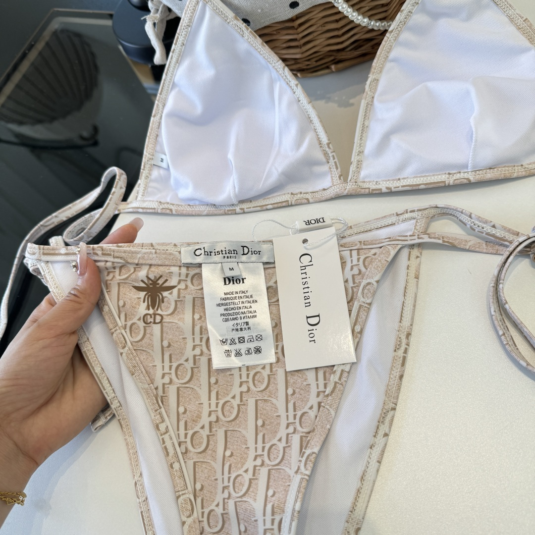 。Dior迪奥官方新款分体三件套 泳衣比基尼，S M L XL