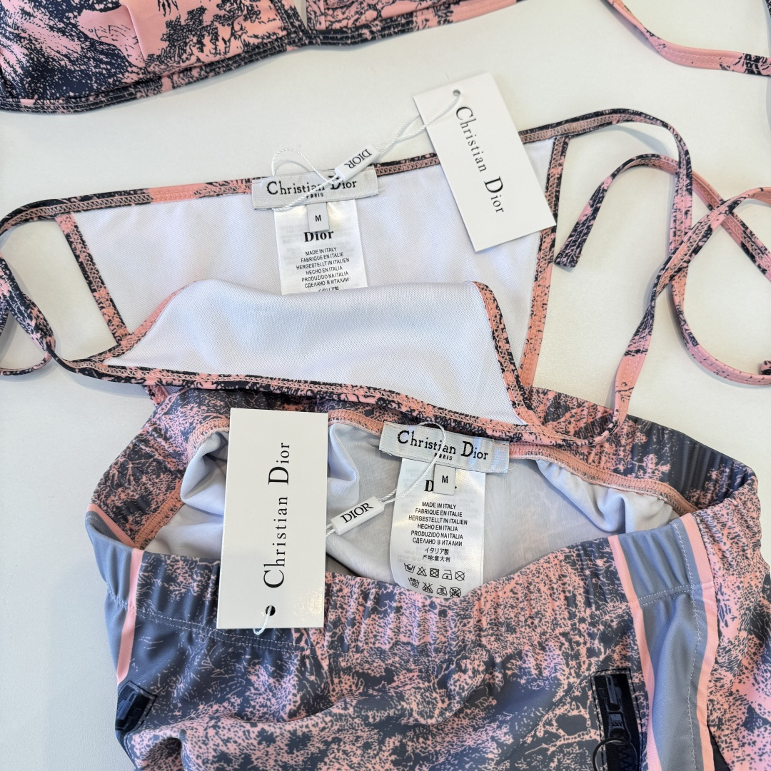 。Dior迪奥官方新款分体三件套 泳衣比基尼，S M L XL