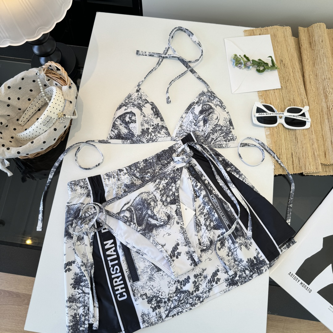 。Dior迪奥官方新款分体三件套 泳衣比基尼，S M L XL