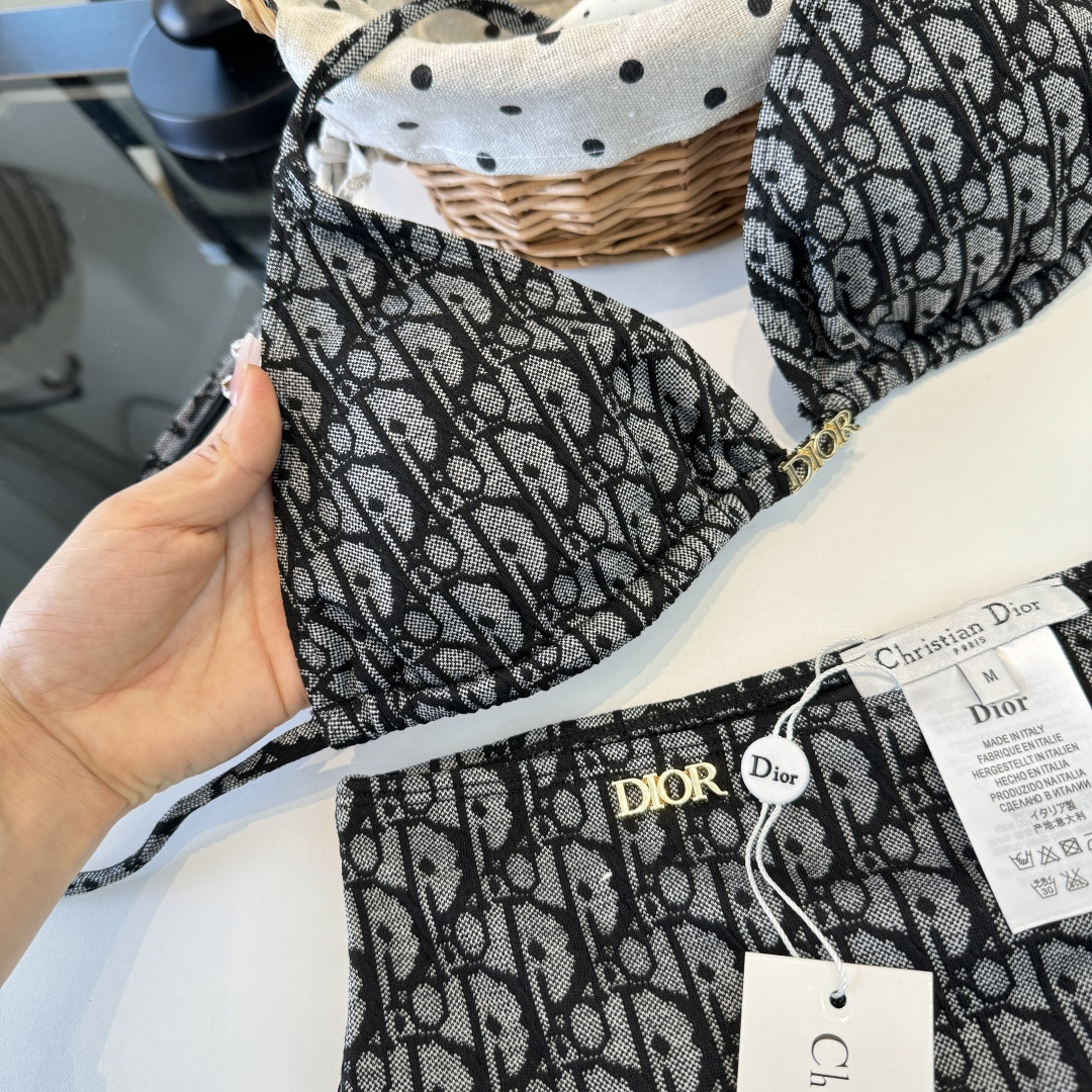 。Dior迪奥官方新款分体泳衣比基尼，S M L XL