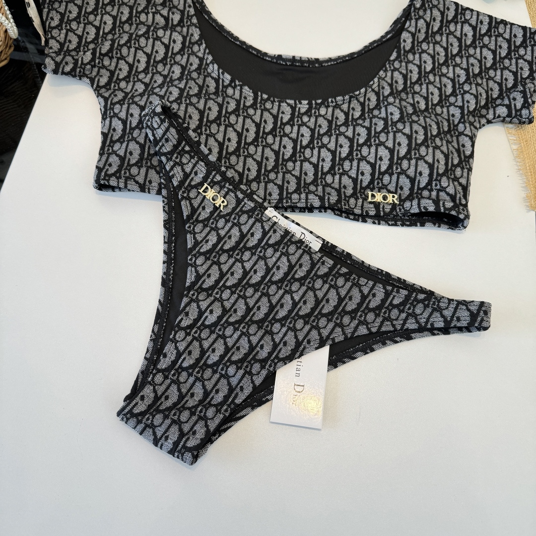 。Dior迪奥官方新款分体泳衣比基尼，S M L XL