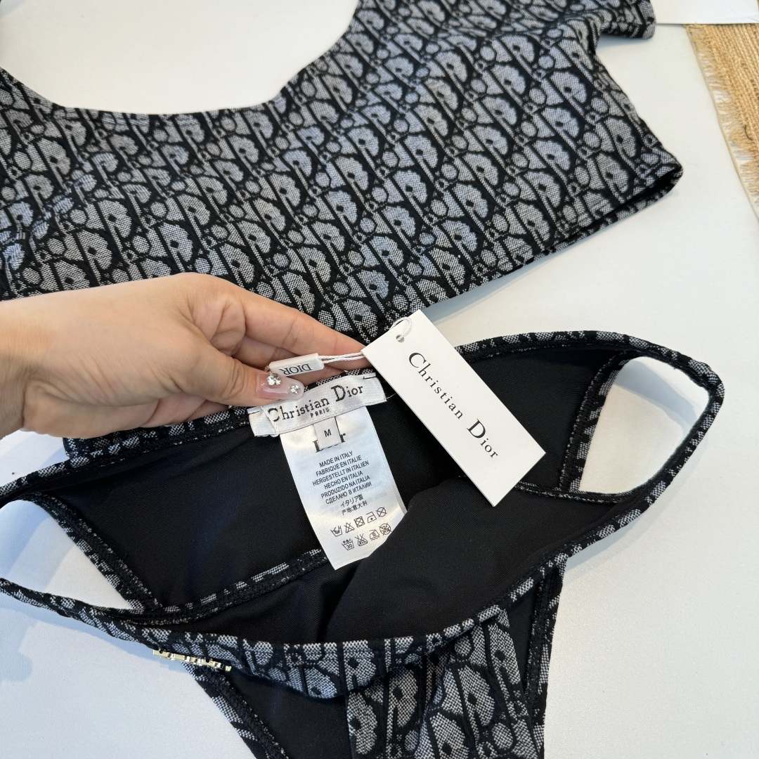 。Dior迪奥官方新款分体泳衣比基尼，S M L XL