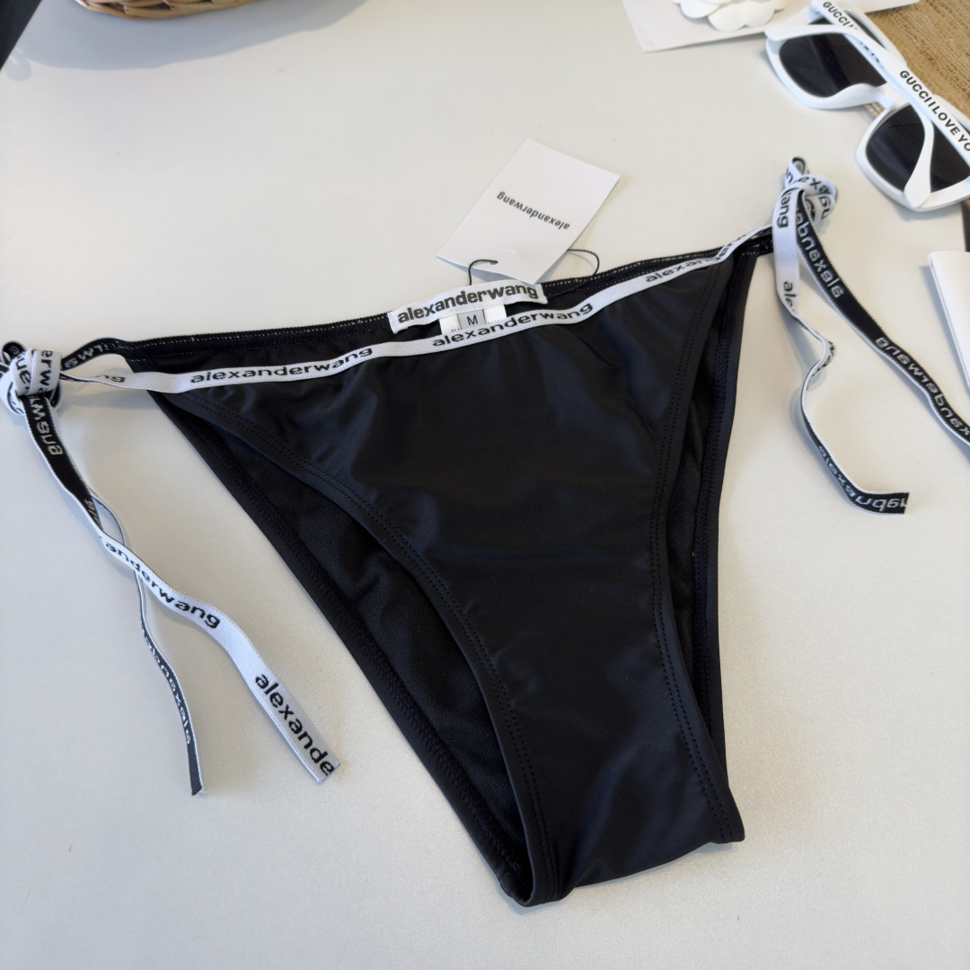 。Alexanderwang新款分体比基尼👙，超级性感百搭，S M L XL