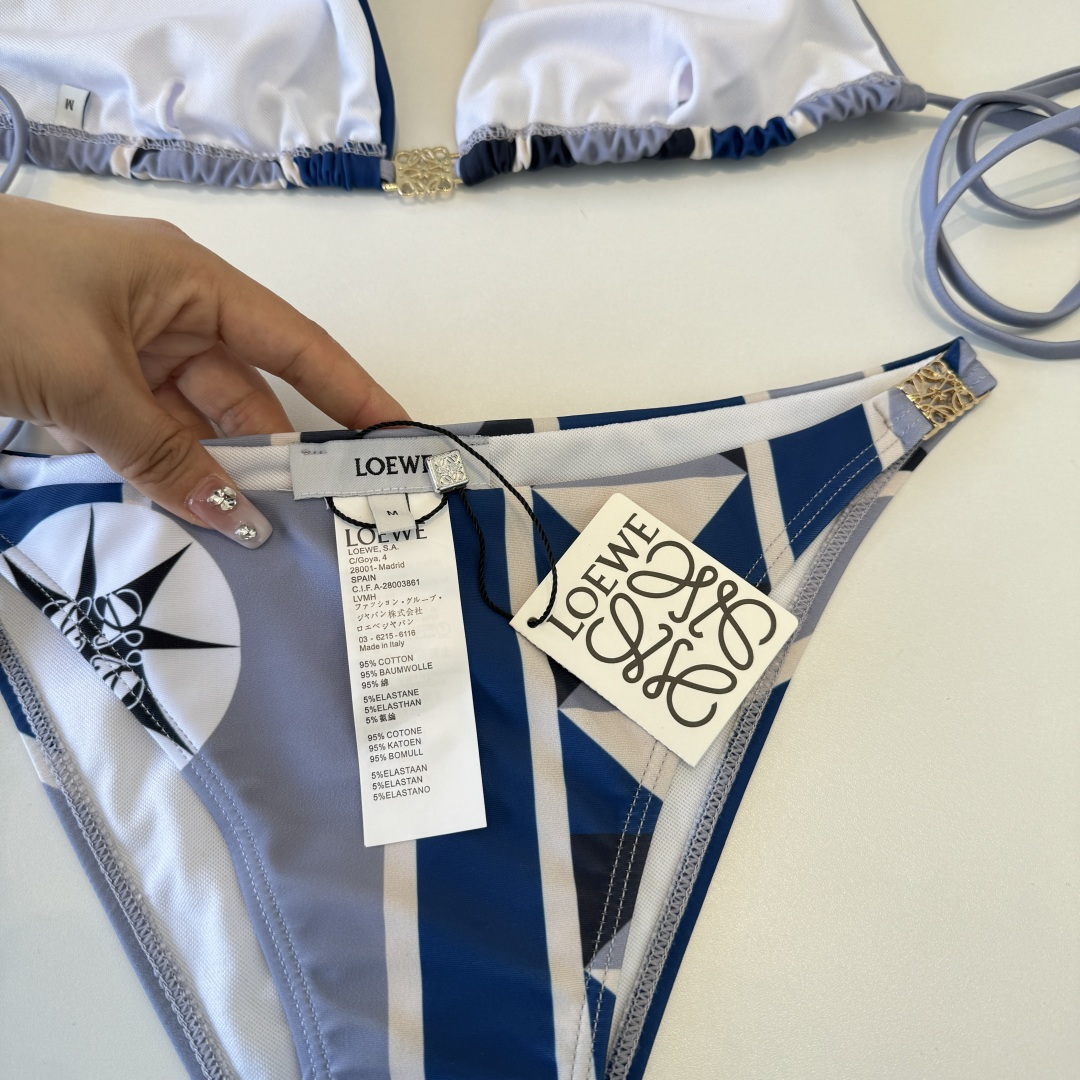。罗意威LOEWE新款比基尼泳衣👙❤️😍🥰适合多种场景的游泳衣🏊‍♀️海边 游泳池 温泉 水上乐园 漂流