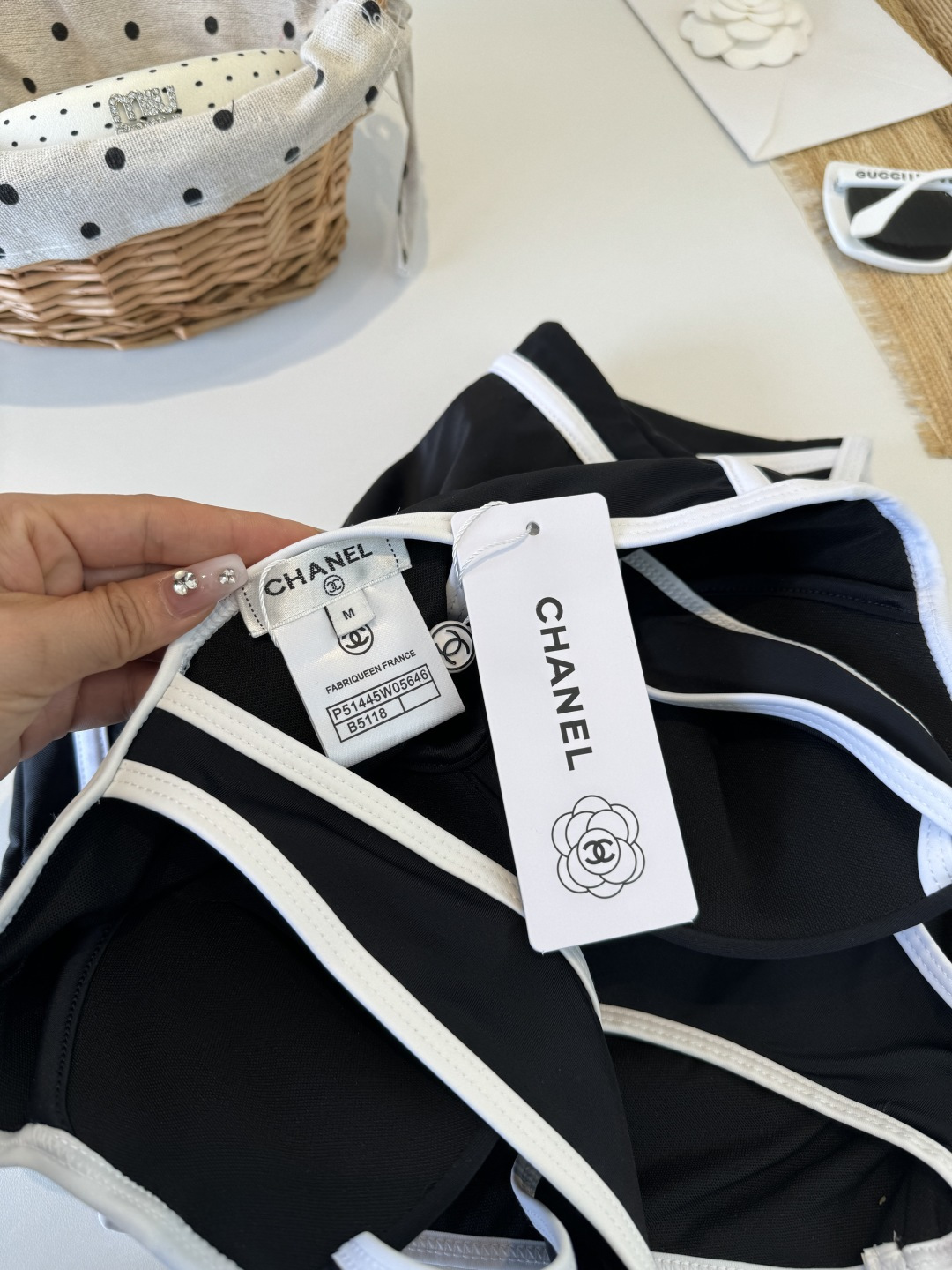 。Chanel香奈儿新款带钢圈连体泳衣👙❤️😍🥰适合多种场景的游泳衣🏊‍♀️海边 游泳池 温泉 水上乐园