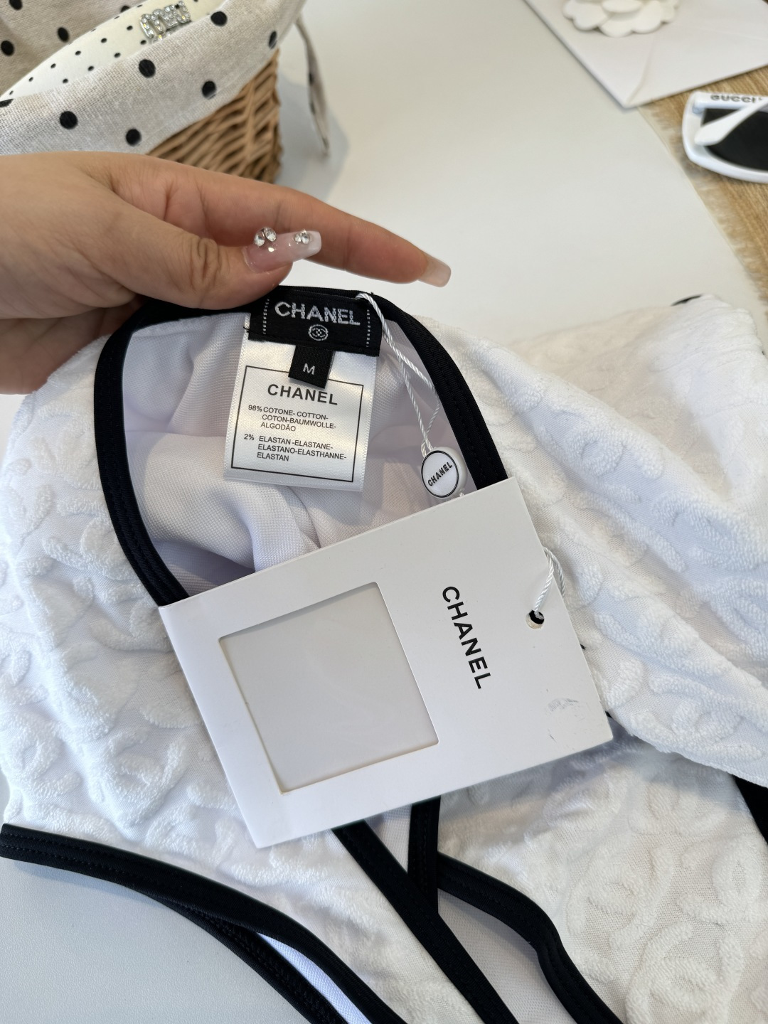 。Chanel香奈儿新款连体泳衣👙❤️😍🥰适合多种场景的游泳衣🏊‍♀️海边 游泳池 温泉 水上乐园 漂流