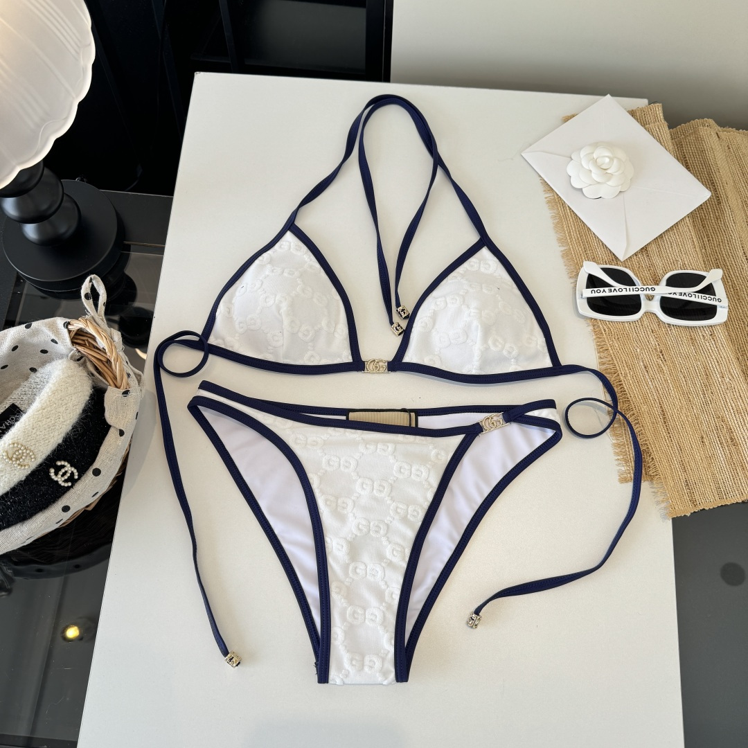 Gucci古奇分体泳衣👙 上身超级棒！同步各大专柜发售，自然而然呈现时尚感！十分减龄，具有年轻活力。 码