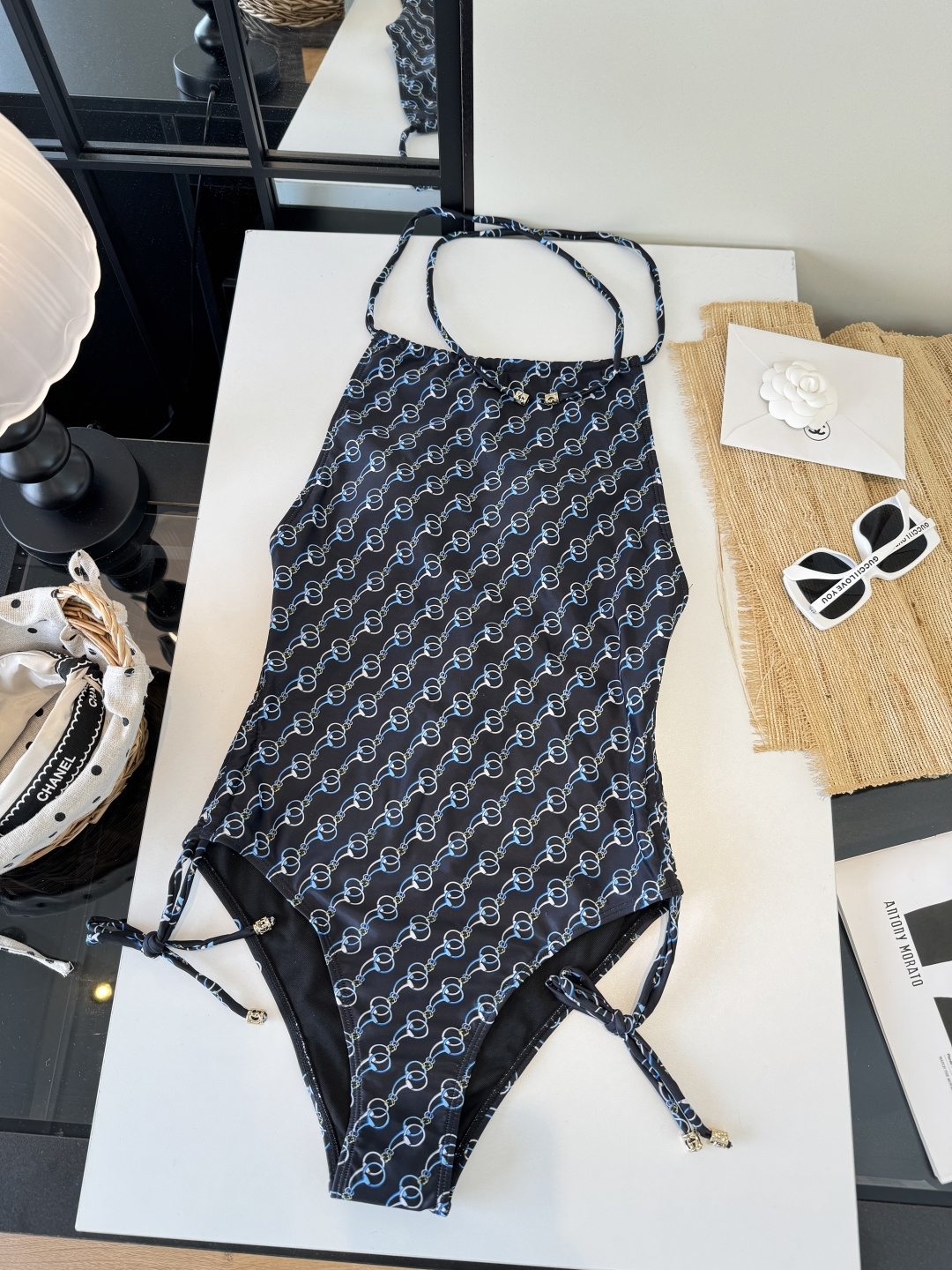 。Gucci古奇连体泳衣👙 上身超级棒！同步各大专柜发售，自然而然呈现时尚感！十分减龄，具有年轻活力。 