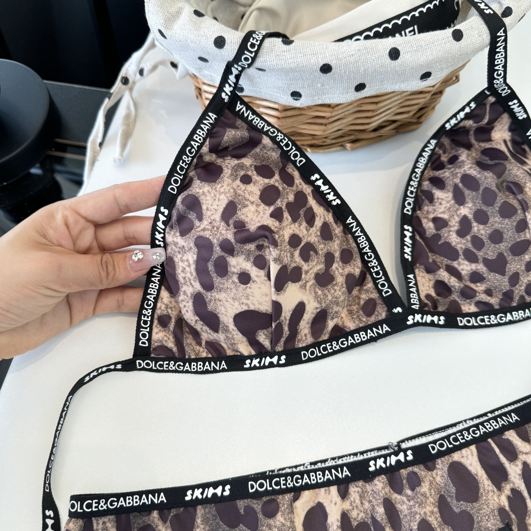 。D&G杜嘉班纳新款织带比基尼分体泳衣套装 黑色白色ＳＭＬ