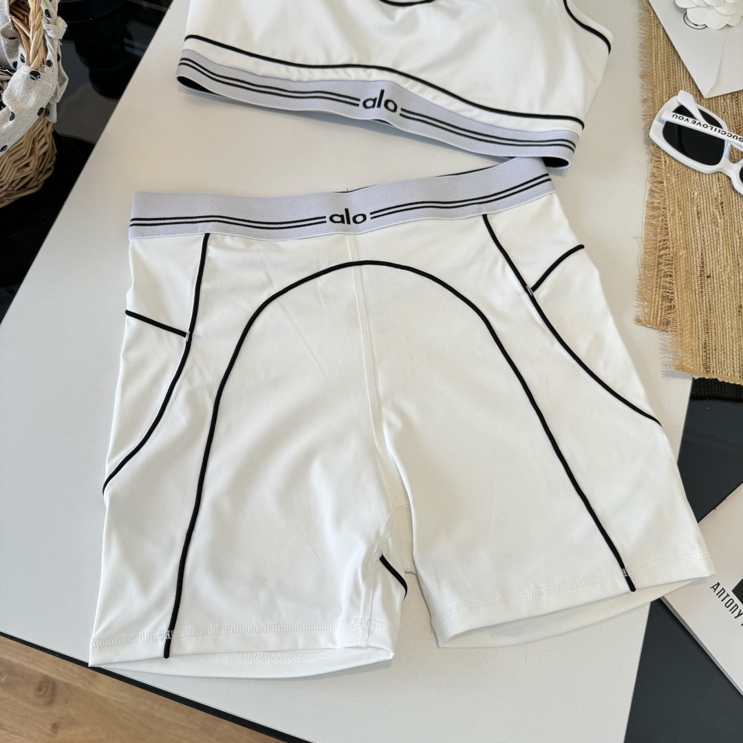 。AIO分体泳衣运动休闲套装👙👙❤️😍🥰适合多种场景的游泳衣🏊‍♀️海边 游泳池 温泉 水上乐园 漂流都