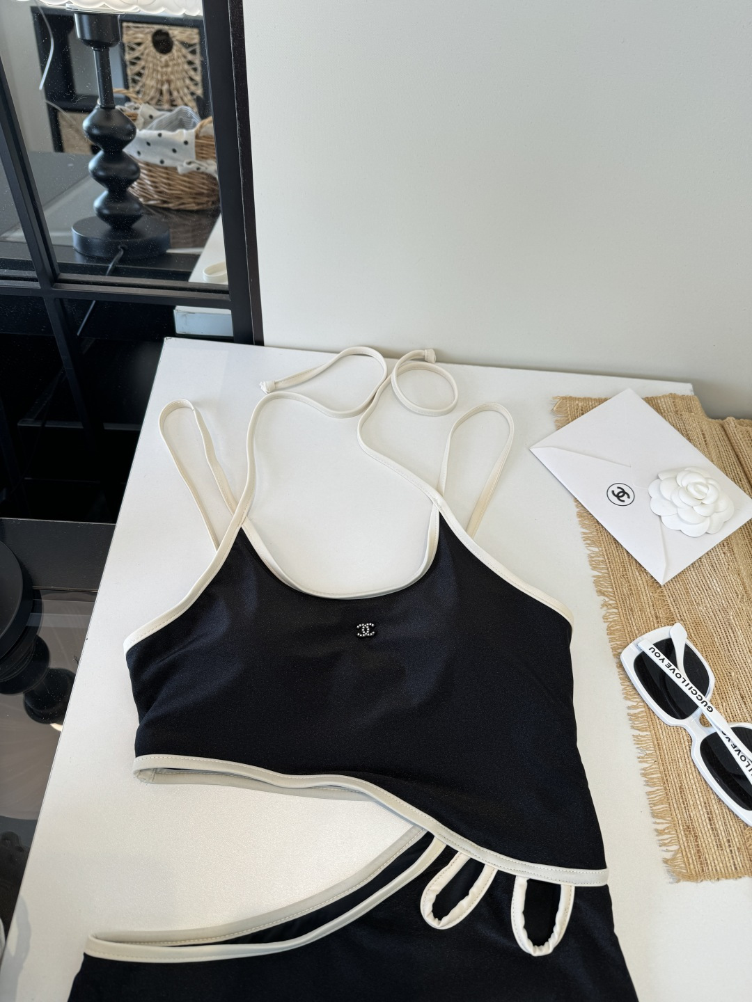 。Chanel香奈儿新款连体比基尼泳衣S M L XL