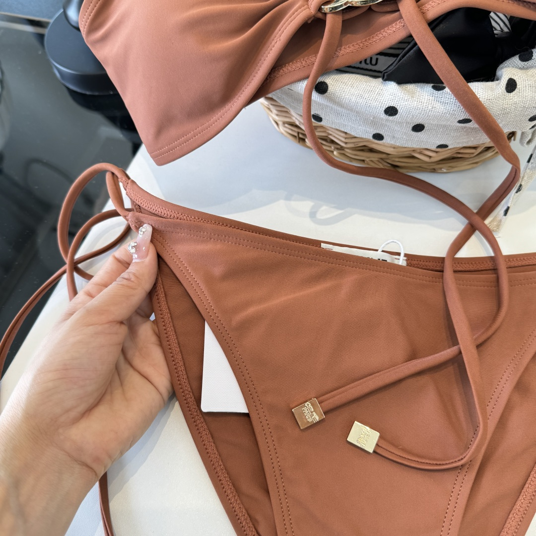 。Celine赛琳分体比基尼👙泳衣，S M L XL