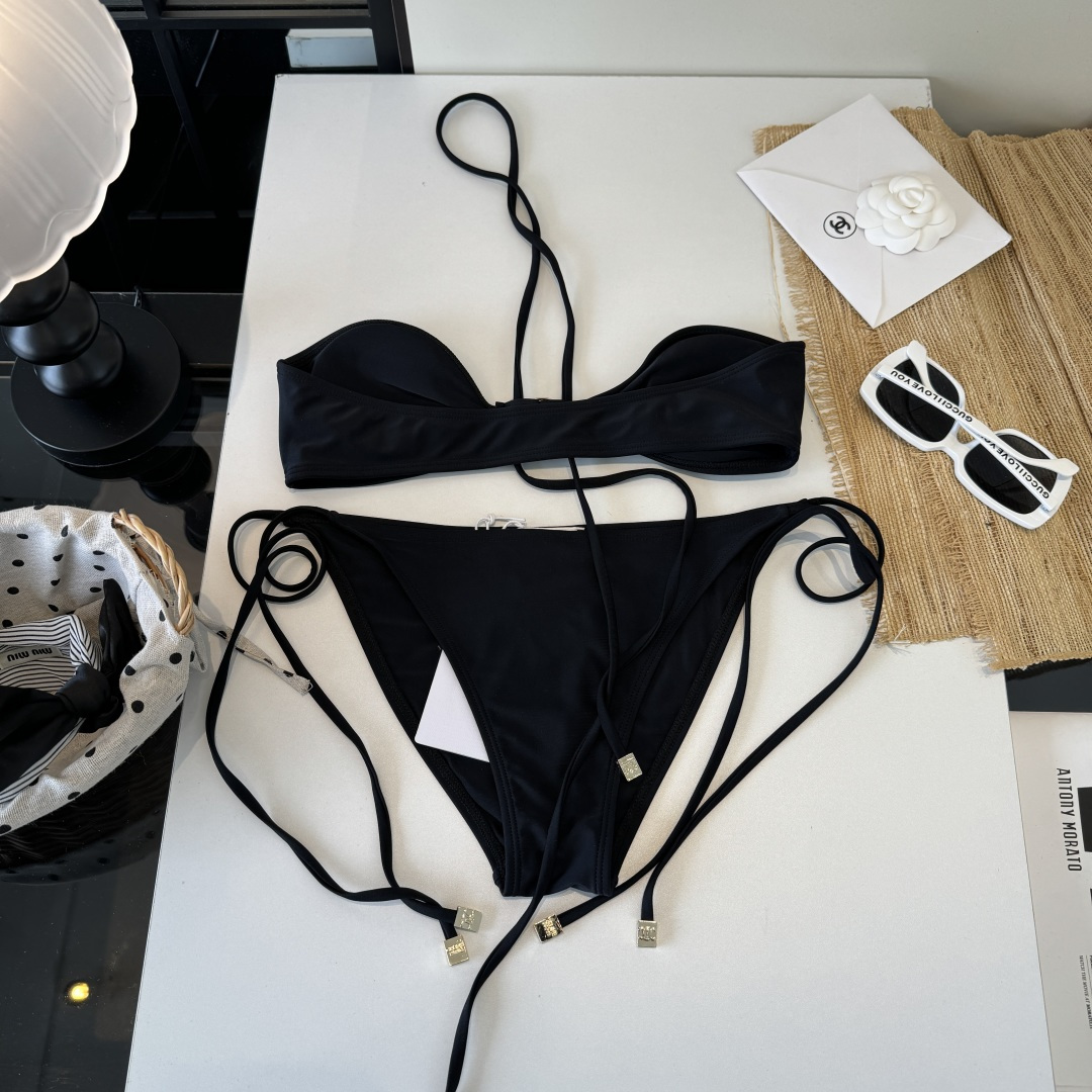 。Celine赛琳分体比基尼👙泳衣，S M L XL