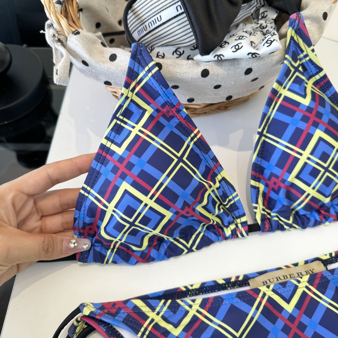 。Burberry巴宝莉分体比基尼👙泳衣，S M L XL