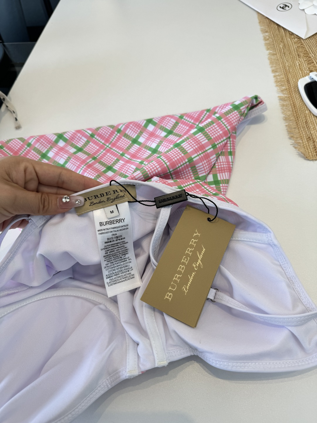 。Burberry巴宝莉格子连体泳衣比基尼👙S M L XL