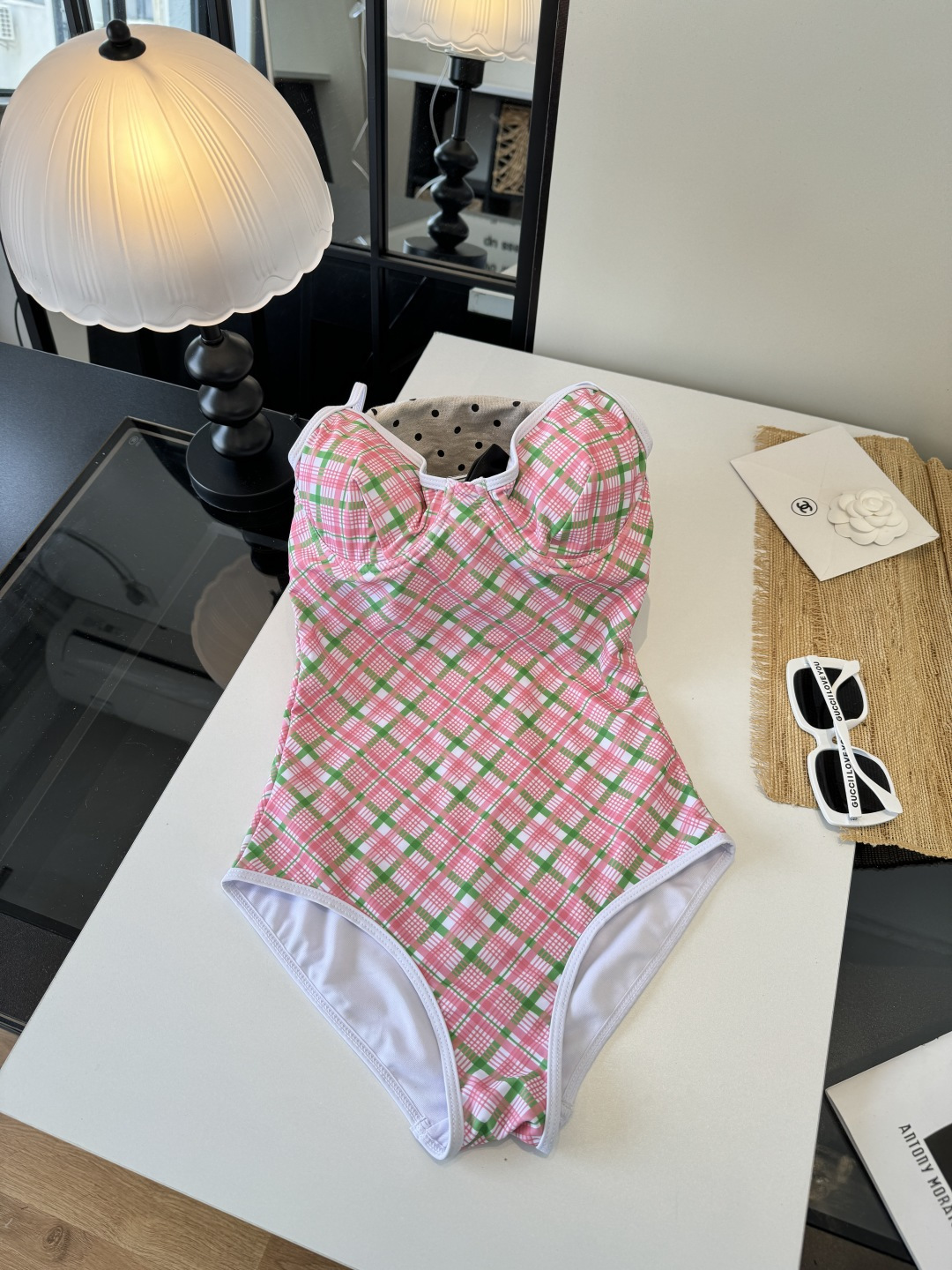 。Burberry巴宝莉格子连体泳衣比基尼👙S M L XL