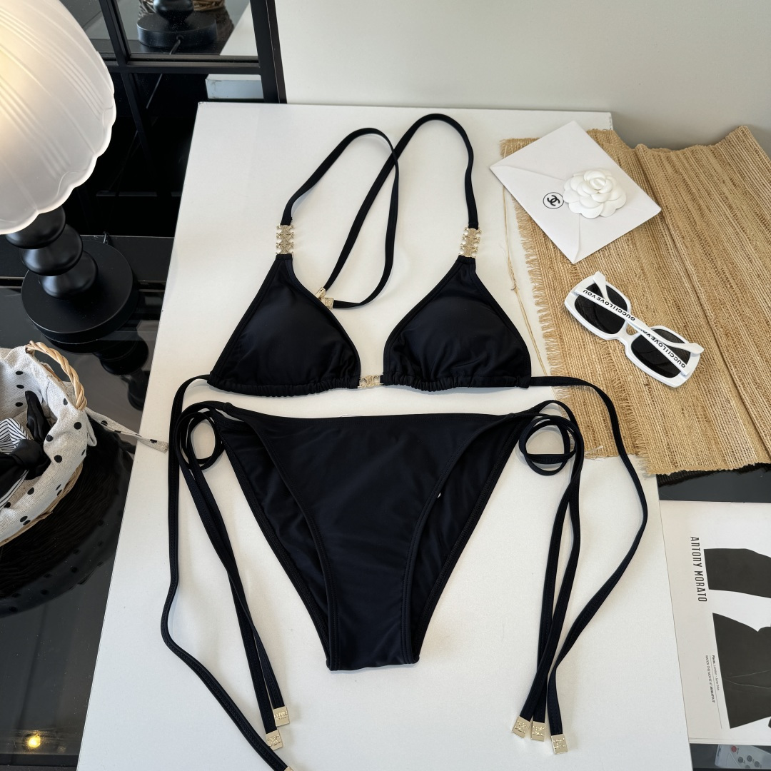 。Celine赛琳新款比基尼👙泳衣，S M L XL