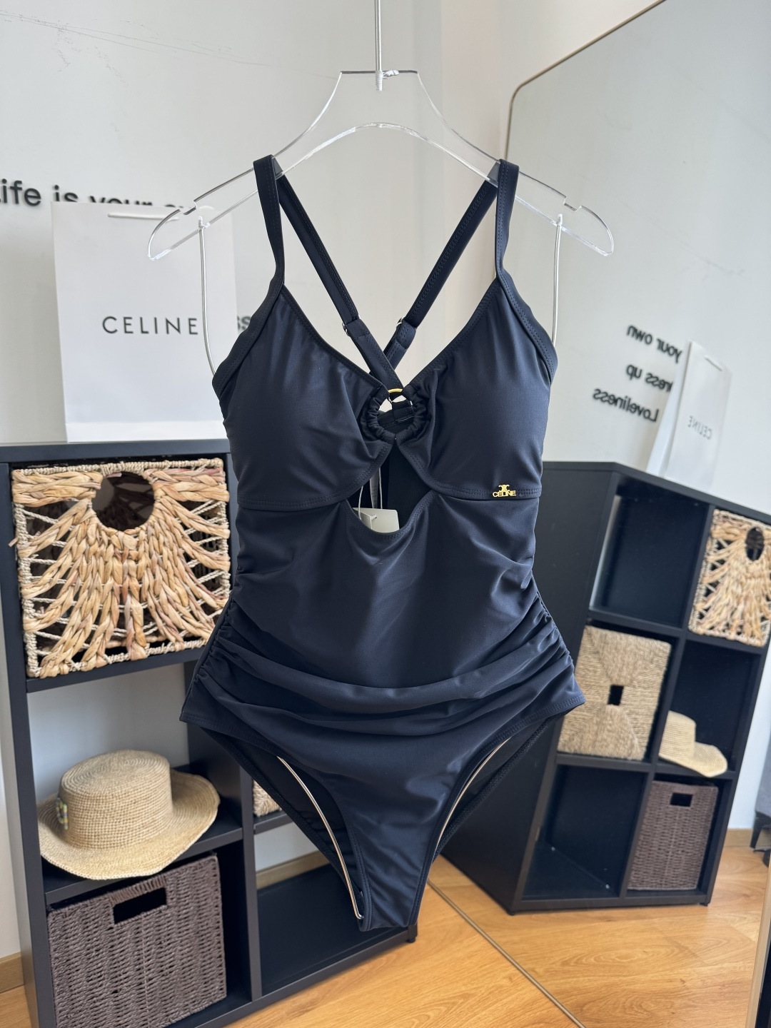。Celine赛琳新款连体比基尼👙泳衣，S M L XL