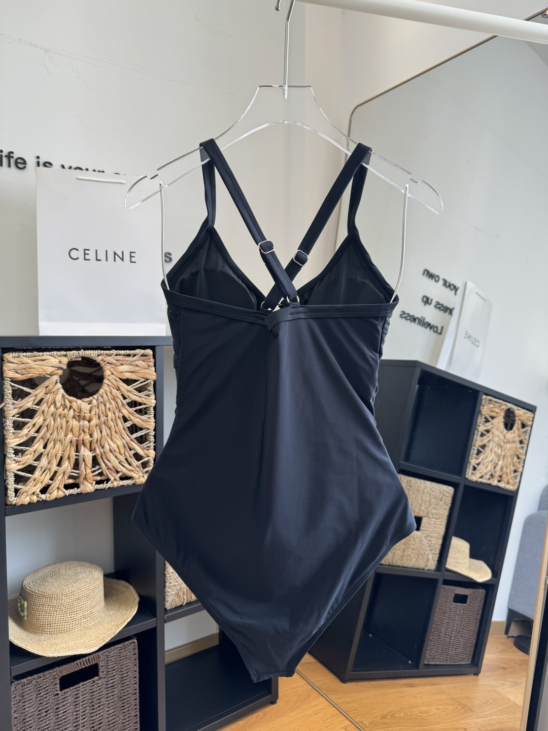 。Celine赛琳新款连体比基尼👙泳衣，S M L XL