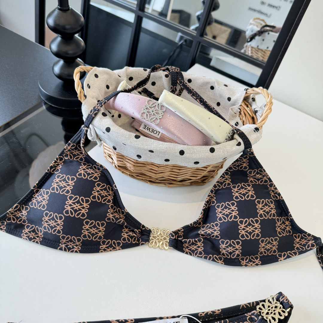 。LOEWE罗意威比基尼中古套装 小香logo印花吊带背心+三角打底裤分体泳衣，黑色，S M L XL